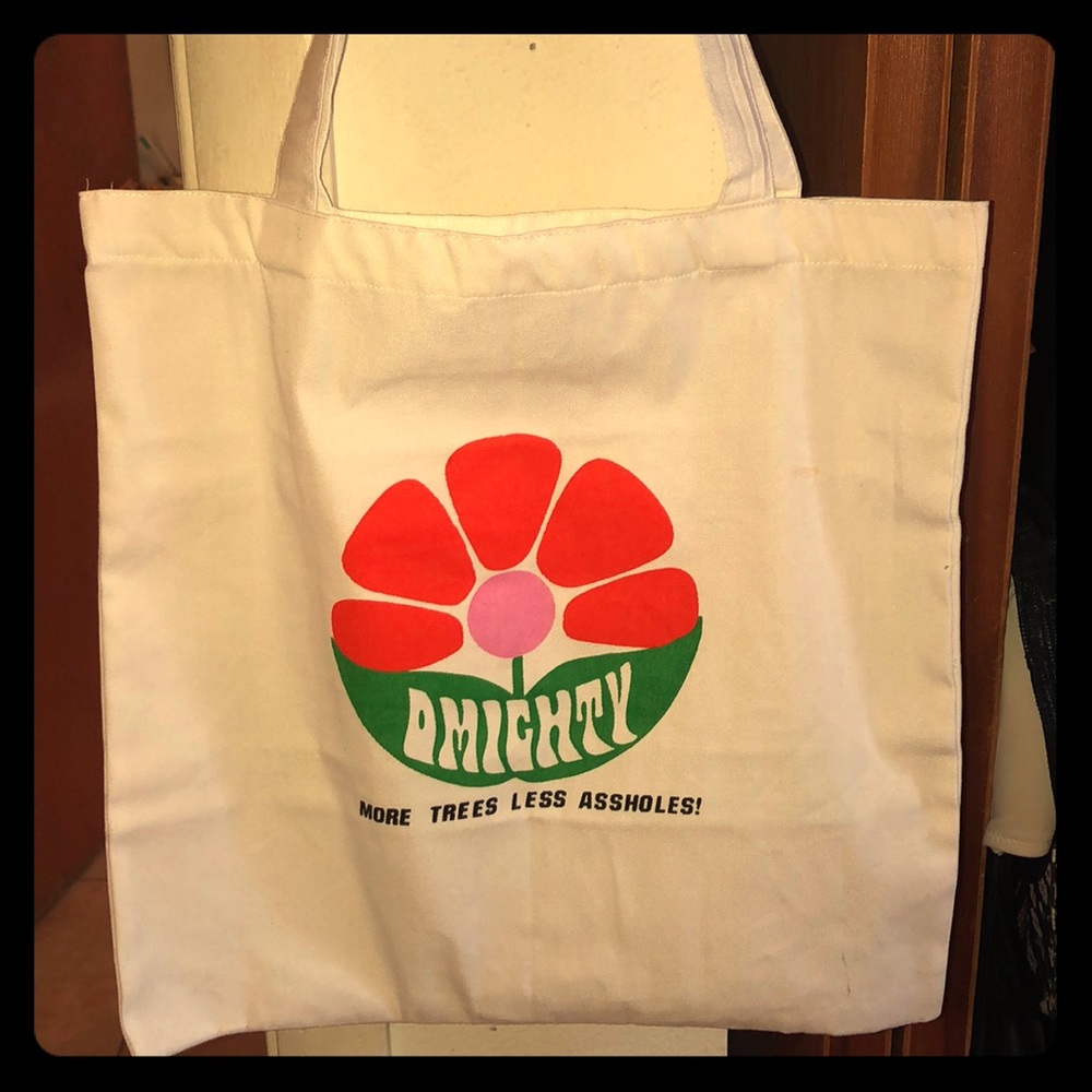 omighty tote